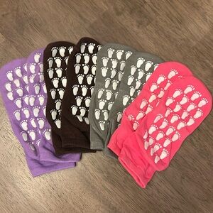 Anti Slip Socks 4pk NWOT